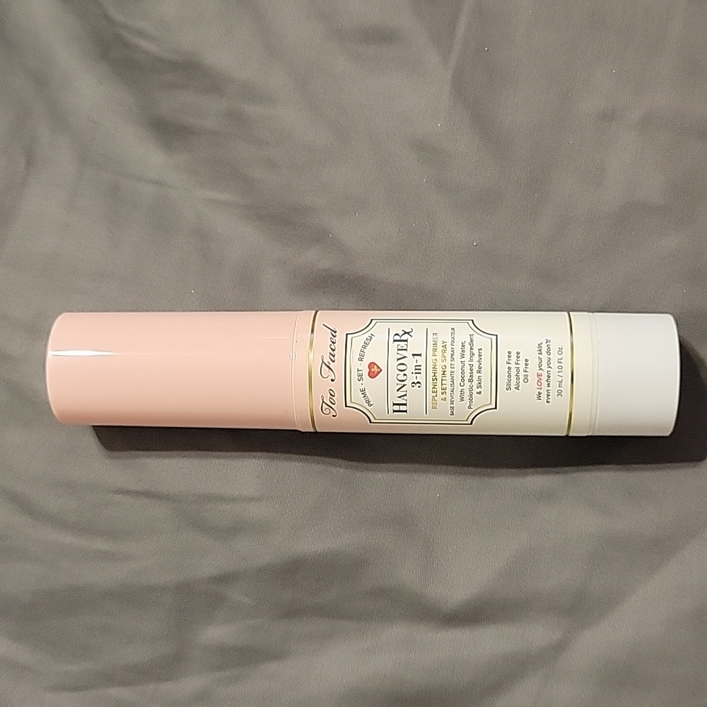Too Faced Hangover 3 in 1 Primer and setting spray travel size
